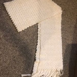 Beautiful soft, warm scarf-white
